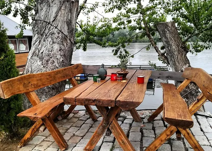 Apartman Na Vodi
